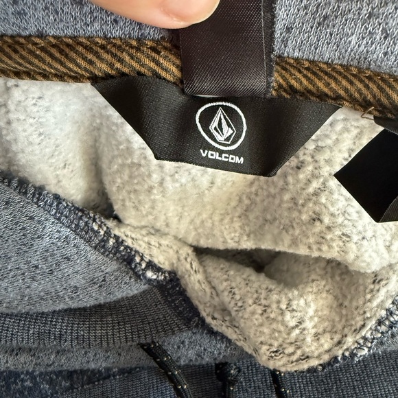 Volcom Blue Two Toned Hooded Men’s Sweatshirt Size L - Picture 9 of 10